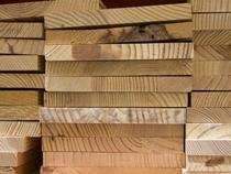 ものづくりが好きな方｜木材の加工製造業務（SW007）
